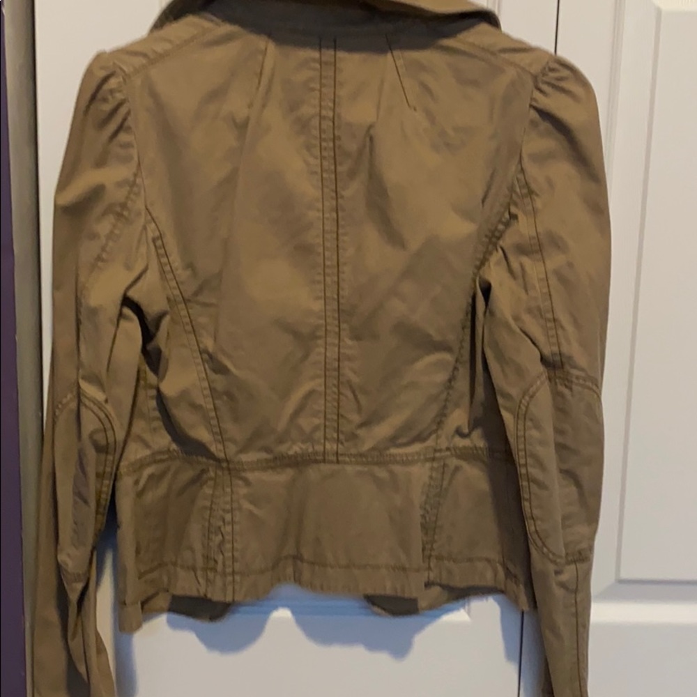 Blazer - Picture 3 of 5